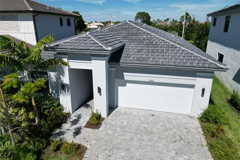 17507 SW 41st St, Miramar FL 33029