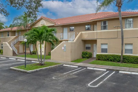 10901-10931 Royal Palm Blvd, Coral Springs FL 33065