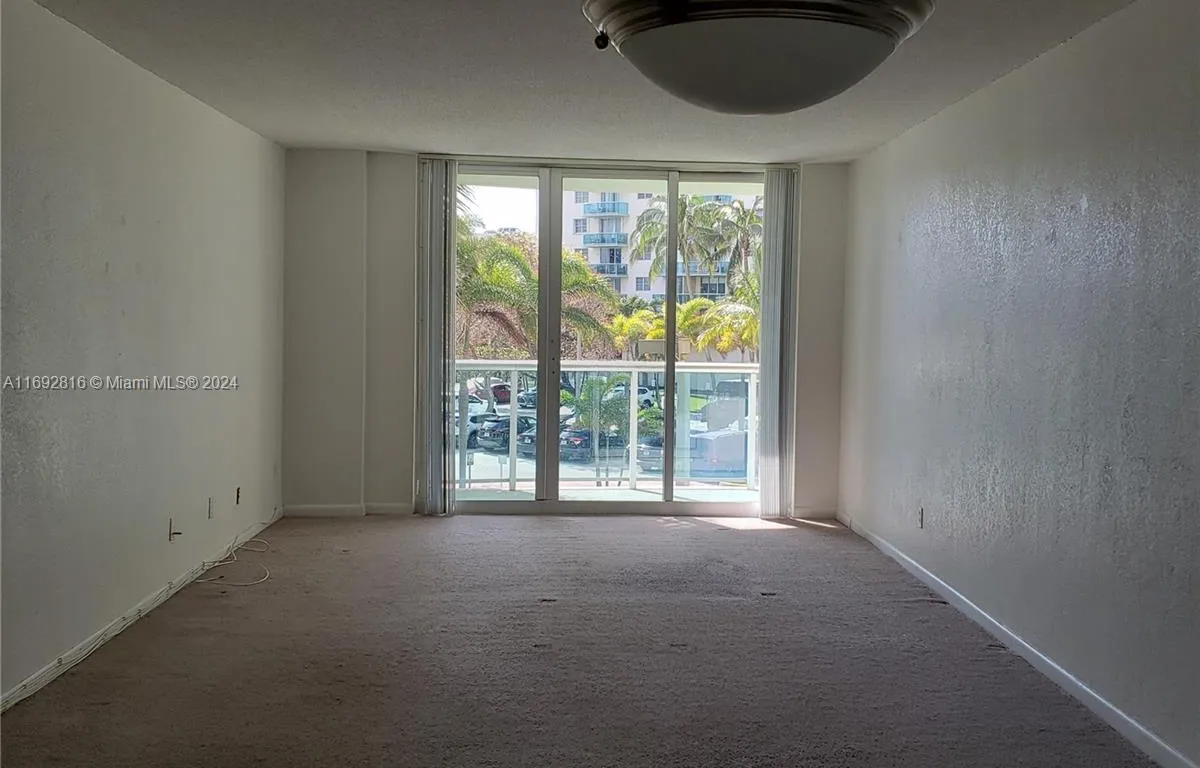 19380 Collins Ave # 207, Sunny Isles Beach FL 33160