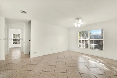 3836 Dove Landing Rd # 3836, West Palm Beach FL 33403