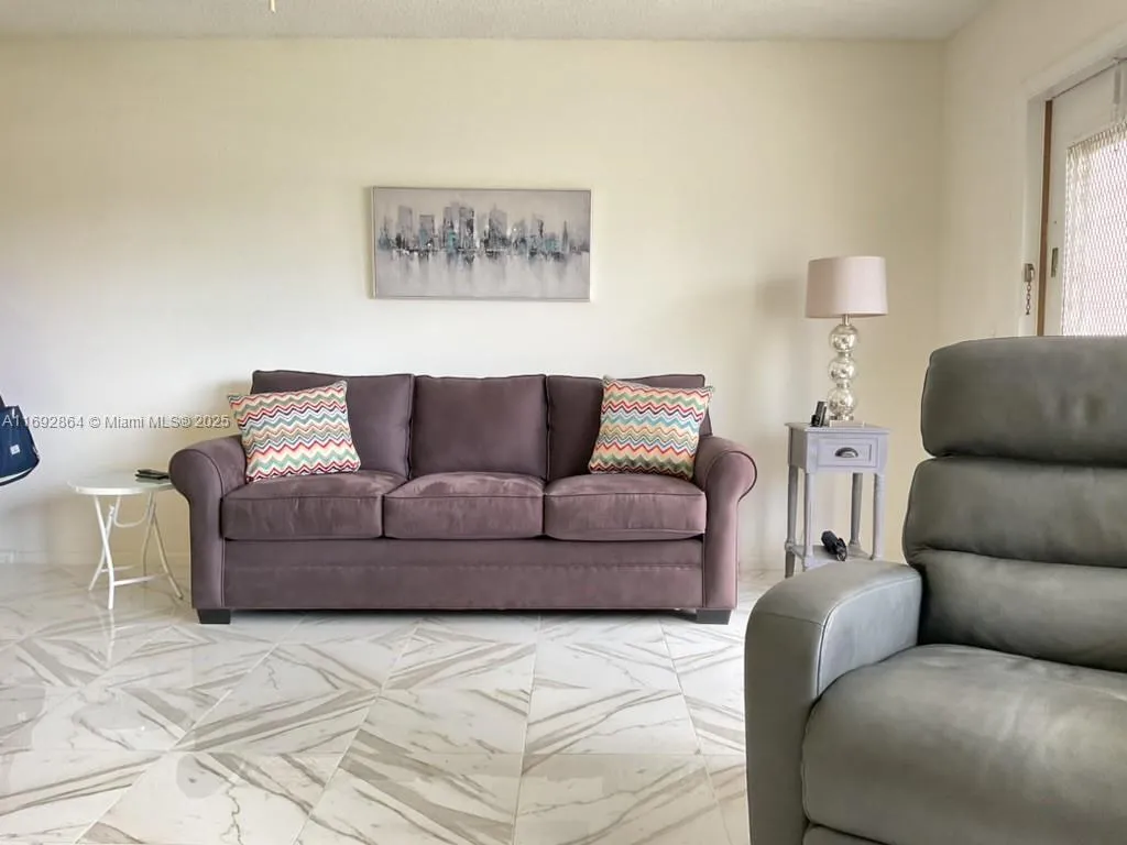 569 Fanshaw  N # 569, Boca Raton FL 33434