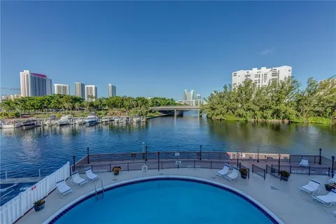 300 Diplomat Pkwy # 409, Hallandale Beach FL 33009