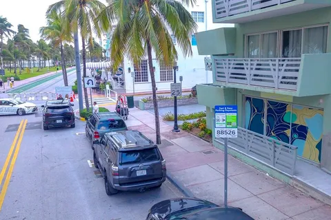 1446 Ocean Dr # 2, Miami Beach FL 33139