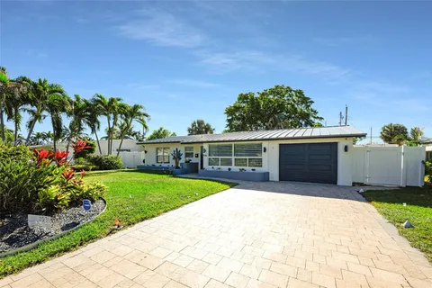 1936 NE 26th Dr, Wilton Manors FL 33306