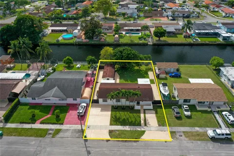 12534 SW 27th St, Miami FL 33175