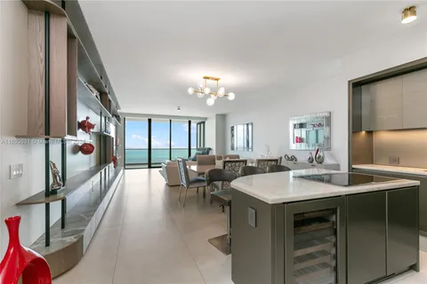 18975 Collins Ave # 3402, Sunny Isles Beach FL 33160