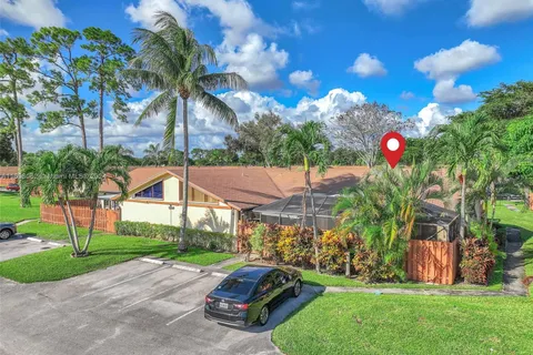 1160 Summit Place Cir # D, West Palm Beach FL 33415