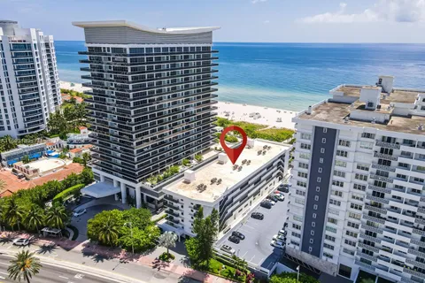 5845 Collins Ave # 201, Miami Beach FL 33140