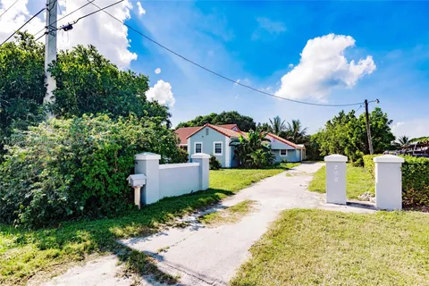 200 SW 16th St, Belle Glade FL 33430