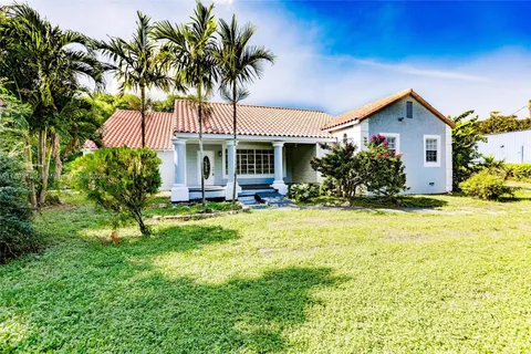 200 SW 16th St, Belle Glade FL 33430