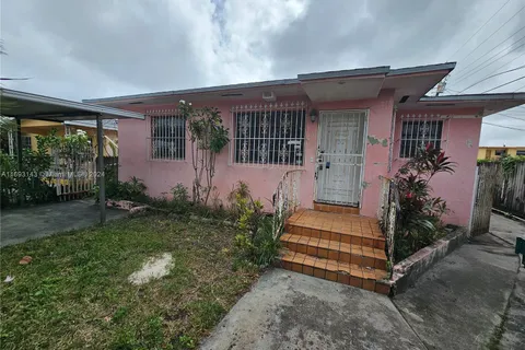 2180 NW 33rd St, Miami FL 33142