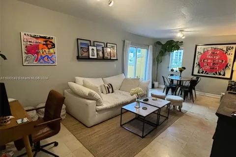 322 Madeira Ave # 502, Coral Gables FL 33134