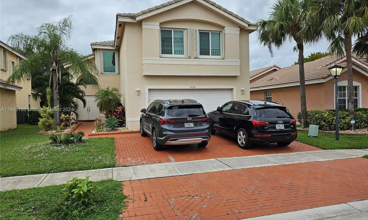 4334 SW 128th Ave, Miramar FL 33027