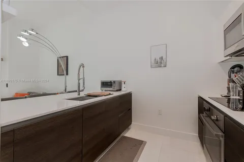 301 Altara Ave # 305, Coral Gables FL 33146