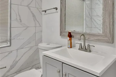 3032 Glenwood Rd # 0, West Palm Beach FL 33405