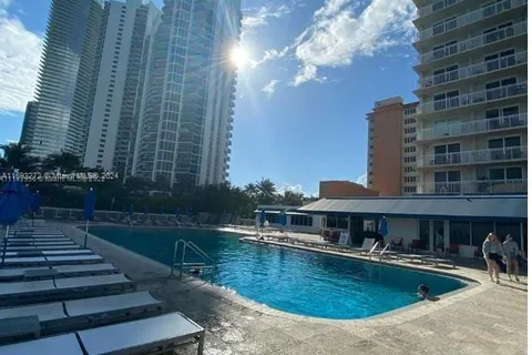 19201 Collins Ave # 1010, Sunny Isles Beach FL 33160