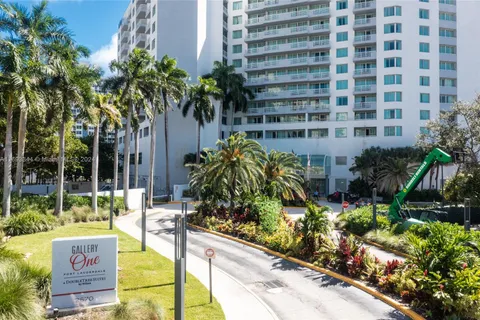 2670 E Sunrise Blvd # 528, Fort Lauderdale FL 33304