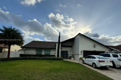 7126 NW 49th Ct, Lauderhill FL 33319
