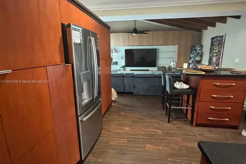 7126 NW 49th Ct, Lauderhill FL 33319
