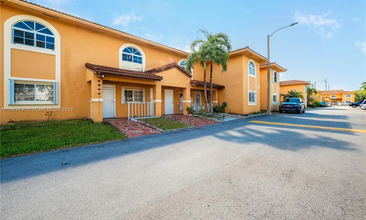 3518 W 80th St # 49, Hialeah FL 33018