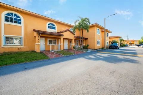 3518 W 80th St # 49, Hialeah FL 33018