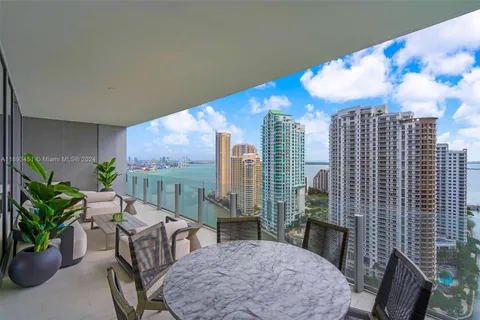 300 Biscayne Blvd Way # 2602, Miami FL 33131