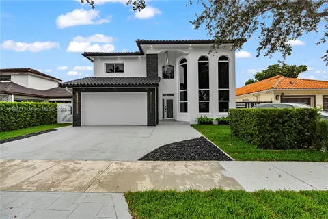 8832 NW 152nd Ter, Miami Lakes FL 33018