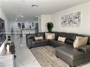 1017 SW 124 Ct, Miami FL 33184