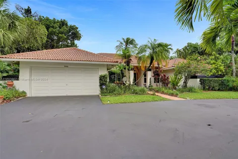 5044 NW 87th Ter, Coral Springs FL 33067