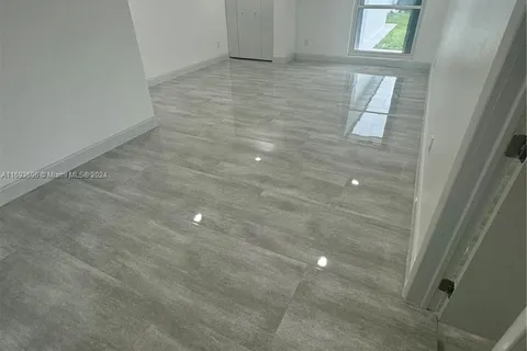 9937 SW 194th St # 2, Cutler Bay FL 33157