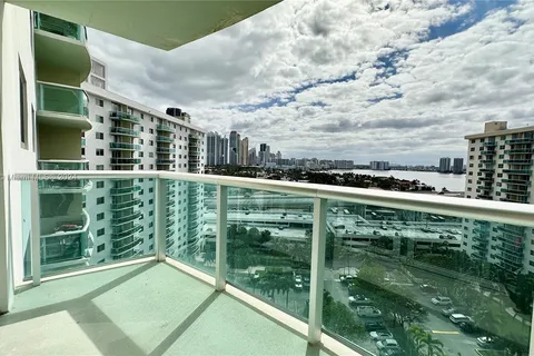 19380 Collins Ave # 1425, Sunny Isles Beach FL 33160