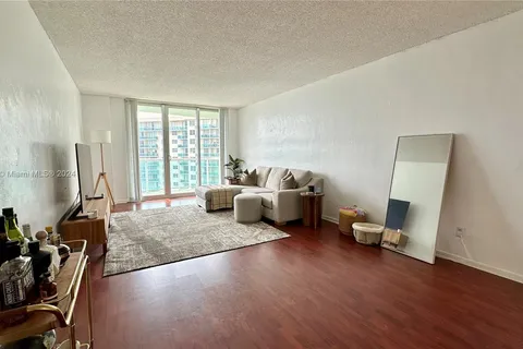 19380 Collins Ave # 1425, Sunny Isles Beach FL 33160