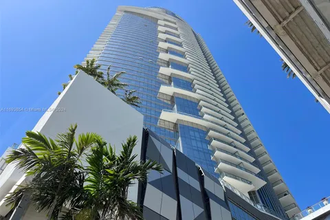 851 NE 1st Ave # 1112, Miami FL 33132