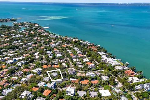 269 Cranwood Dr, Key Biscayne FL 33149