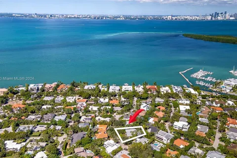 269 Cranwood Dr, Key Biscayne FL 33149