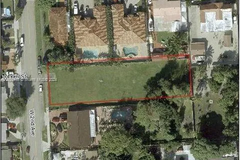 38xx W 2nd Ave, Hialeah FL 33012