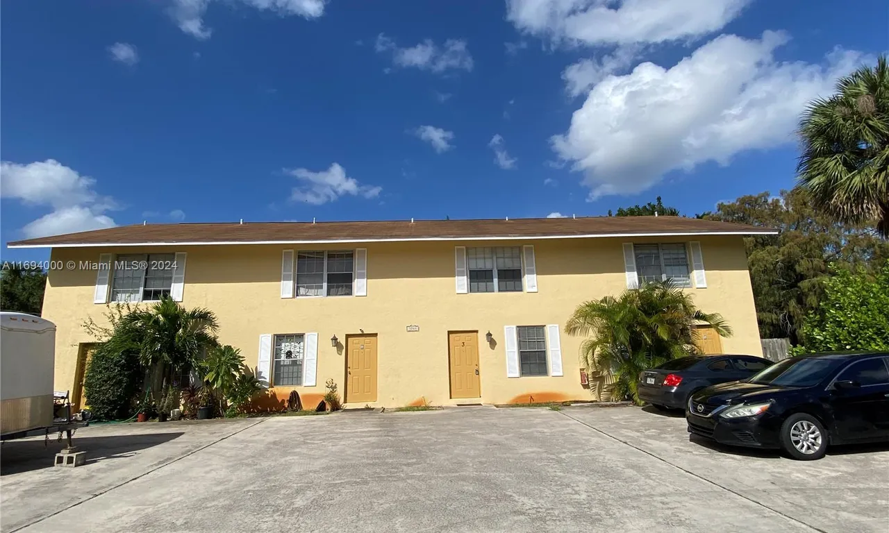 3761 N 93rd Ln N # 3, West Palm Beach FL 33403