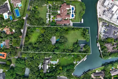 8565 Old Cutler Rd, Coral Gables FL 33143