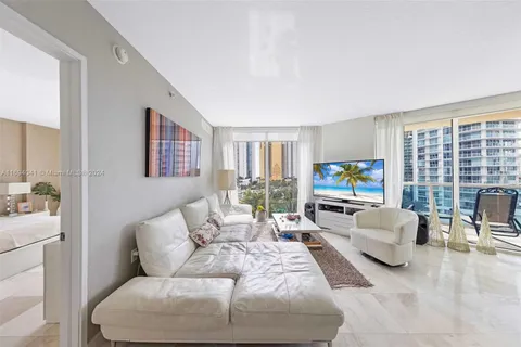 200 Sunny Isles Blvd # 706, Sunny Isles Beach FL 33160