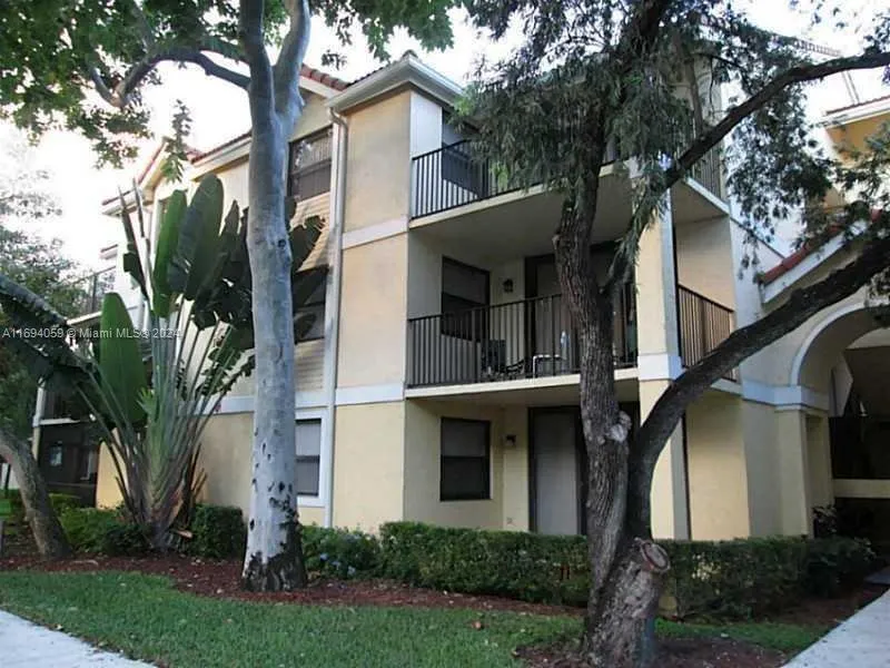 10105 W Sunrise Blvd # 205, Plantation FL 33322