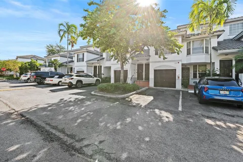 761 SW 148th Ave # 910, Sunrise FL 33325