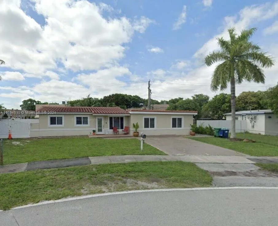 16820 NW 54th Ct, Miami Gardens FL 33055