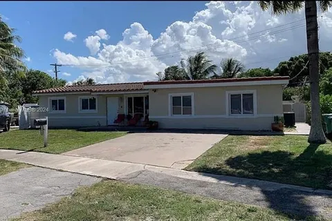 16820 NW 54th Ct, Miami Gardens FL 33055