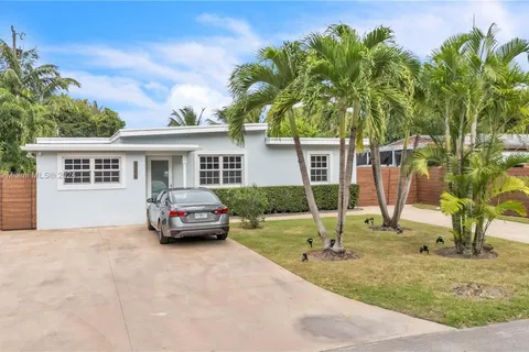 6623 SW 53rd Ter, South Miami FL 33155