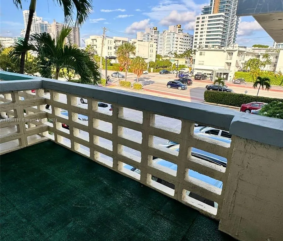 6484 Indian Creek Dr # 217, Miami Beach FL 33141