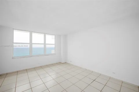 5601 Collins Ave # 1604, Miami Beach FL 33140