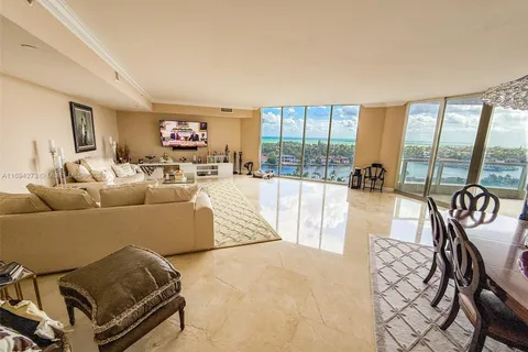 21200 NE Point Pl # 1203, Aventura FL 33180