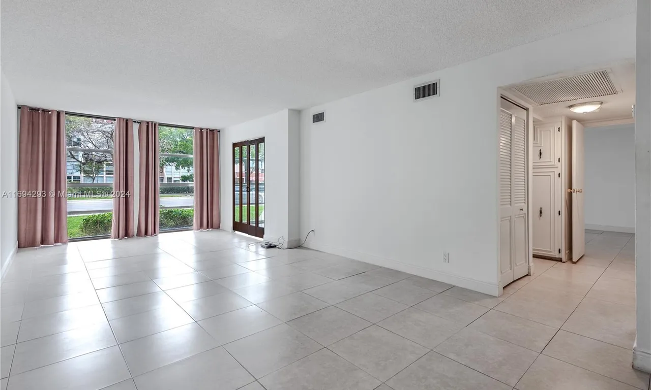 2000 Atlantic Shores Blvd # 107, Hallandale Beach FL 33009