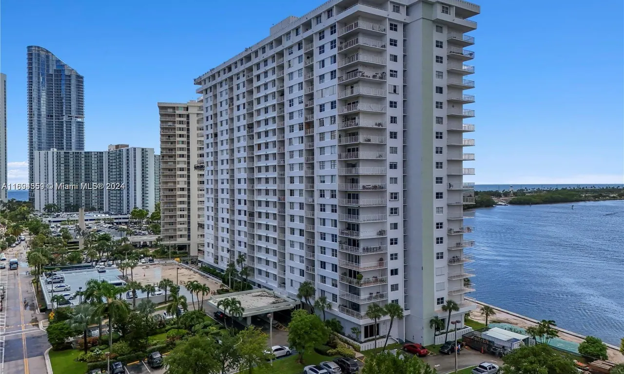 500 Bayview Dr # 1231, Sunny Isles Beach FL 33160