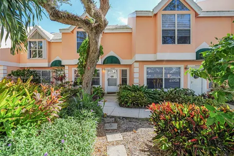 1406 Coral Oak Ln # 903, Vero Beach FL 32963